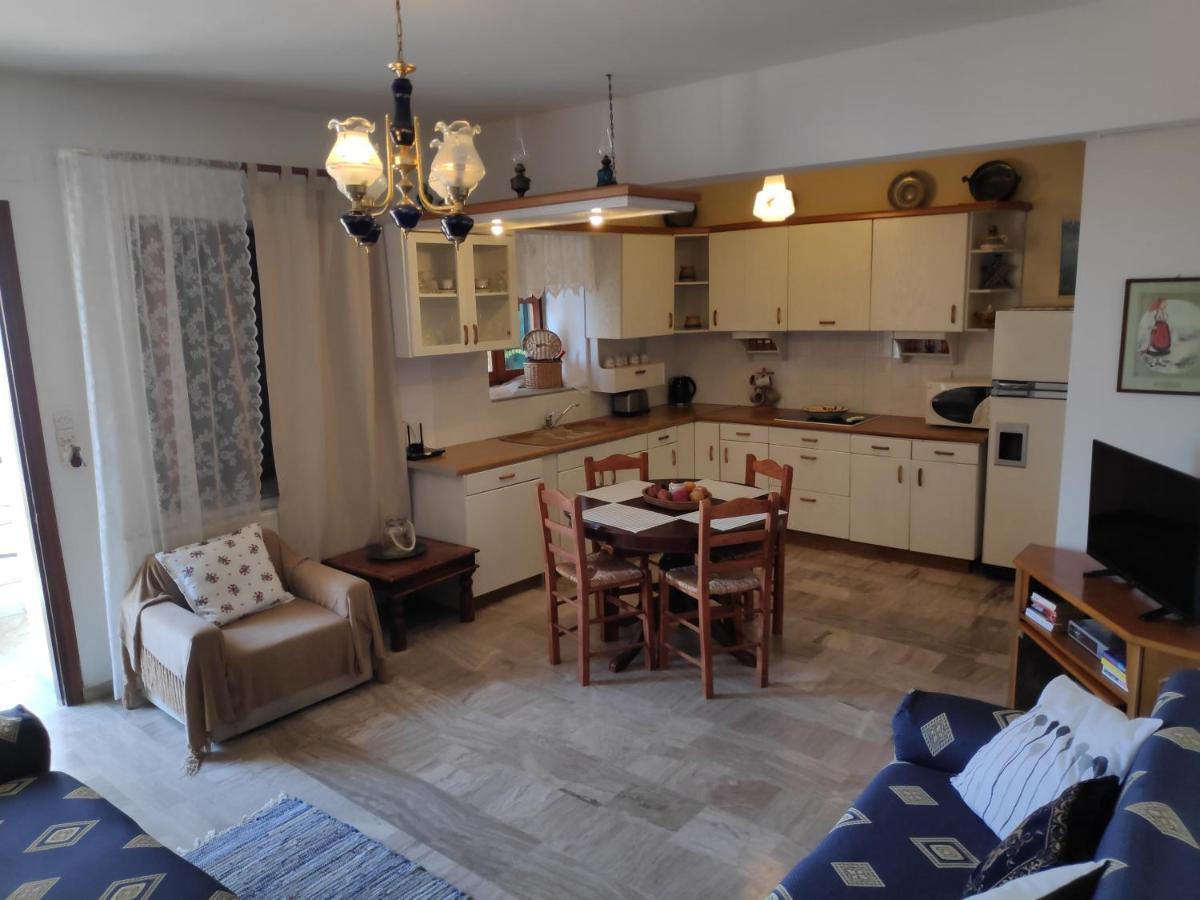 Villa Harbour View House Mythimna Esterno foto