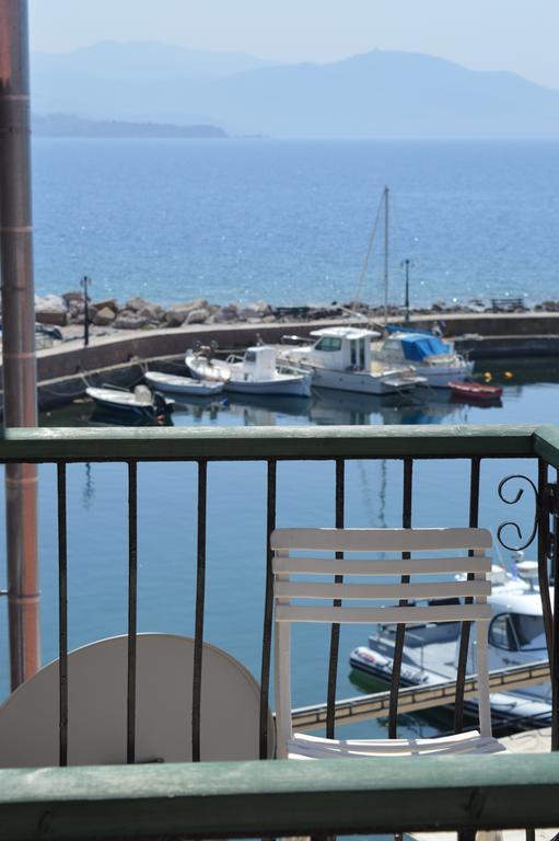 Villa Harbour View House Mythimna Esterno foto